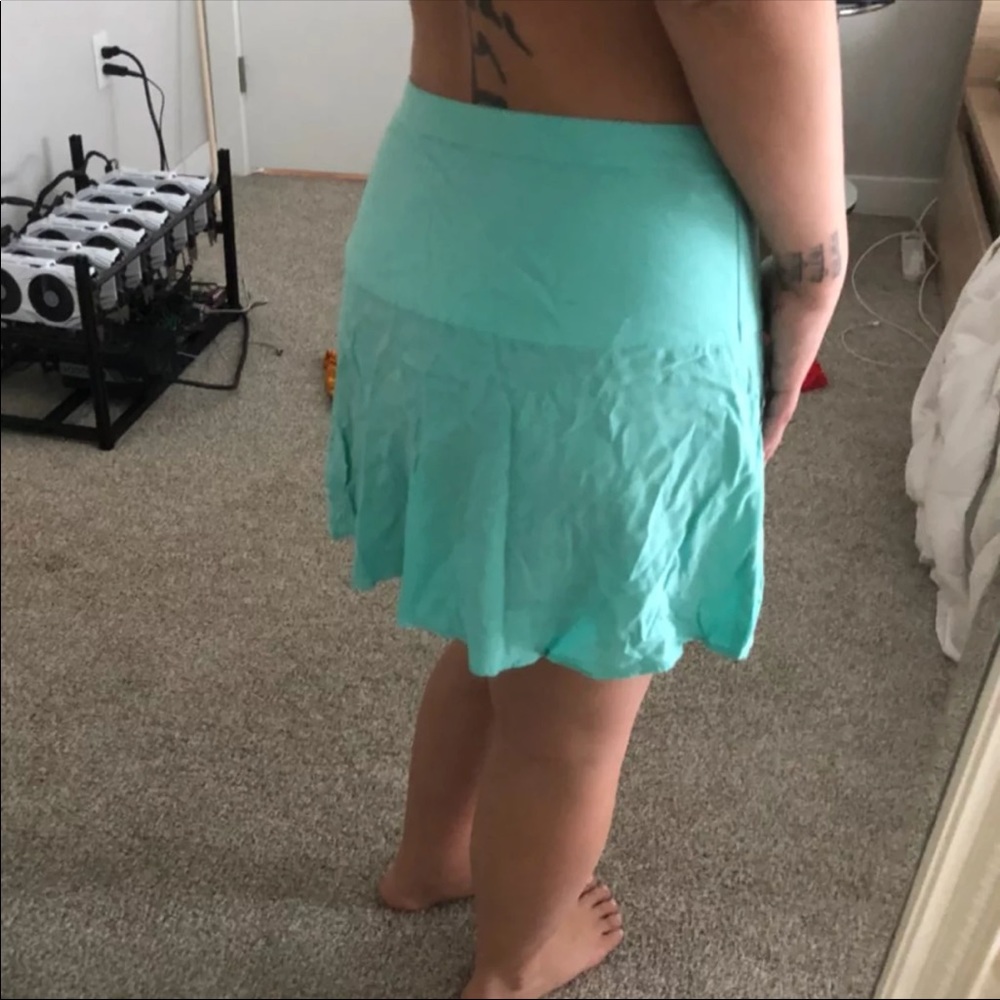 Mint blue express mini skirt - Picture 2 of 4